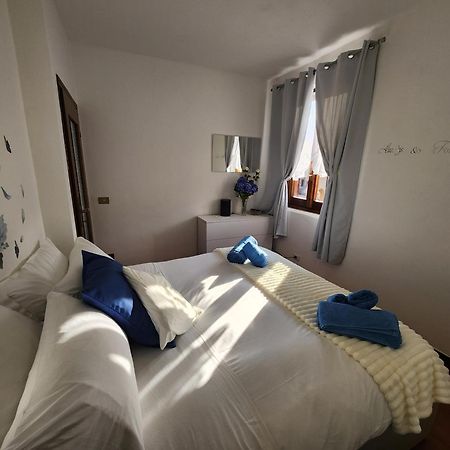 Laura'S Cottage With Lake View, Detached, 5 Kilometers From Varenna Lierna Exteriér fotografie
