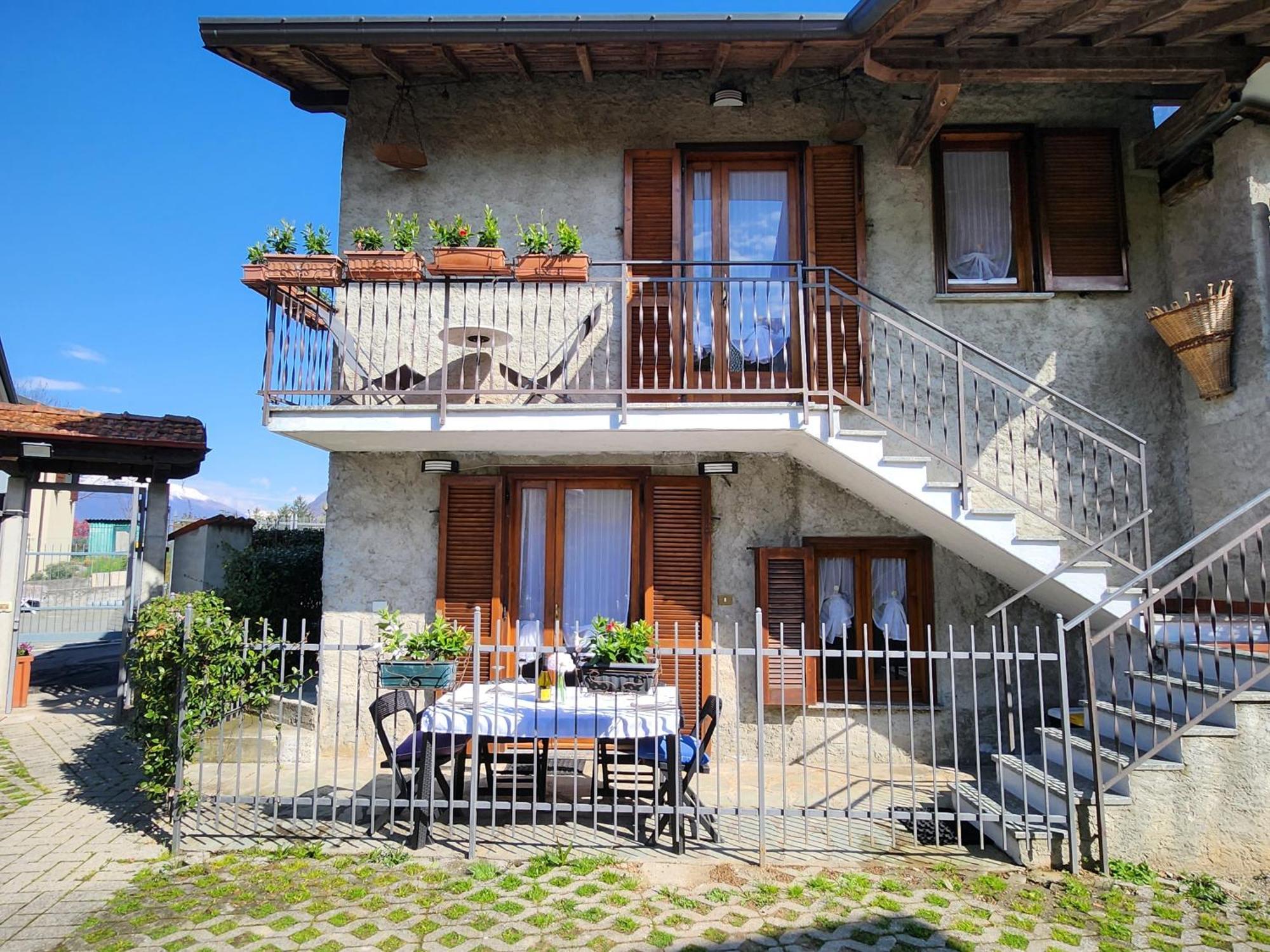 Laura'S Cottage With Lake View, Detached, 5 Kilometers From Varenna Lierna Pokoj fotografie