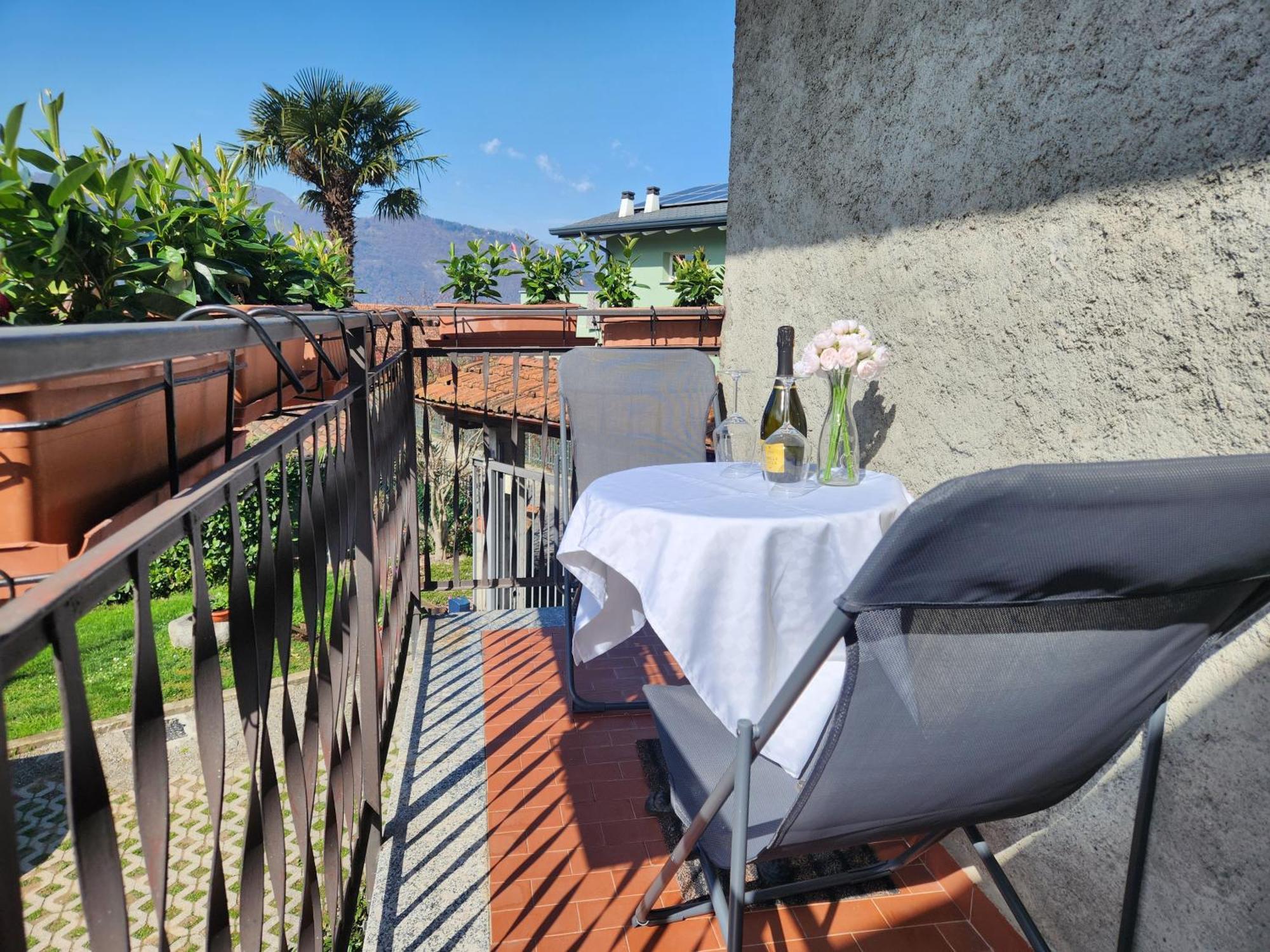 Laura'S Cottage With Lake View, Detached, 5 Kilometers From Varenna Lierna Exteriér fotografie